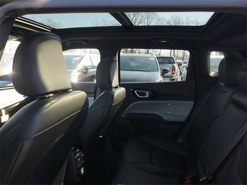 New 2026 Jeep Compass Limited w/ Sun, Sound & Navigation Group image 10