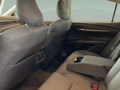 Used 2025 Toyota Camry LE w/ Convenience Package FWD image 24