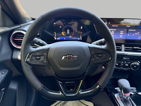 New 2026 Chevrolet Trax RS w/ Driver Confidence Package FWD image 19