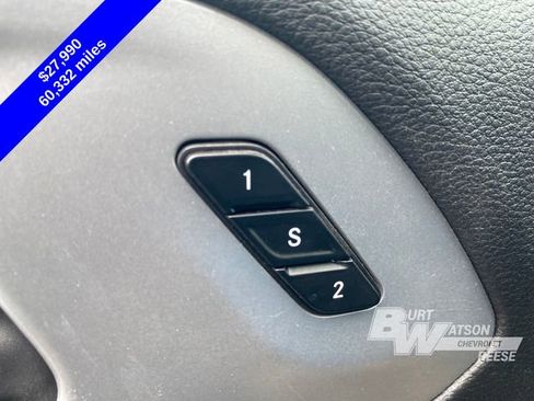 Used 2023 Chrysler Pacifica Touring-L w/ S Appearance Package image 18