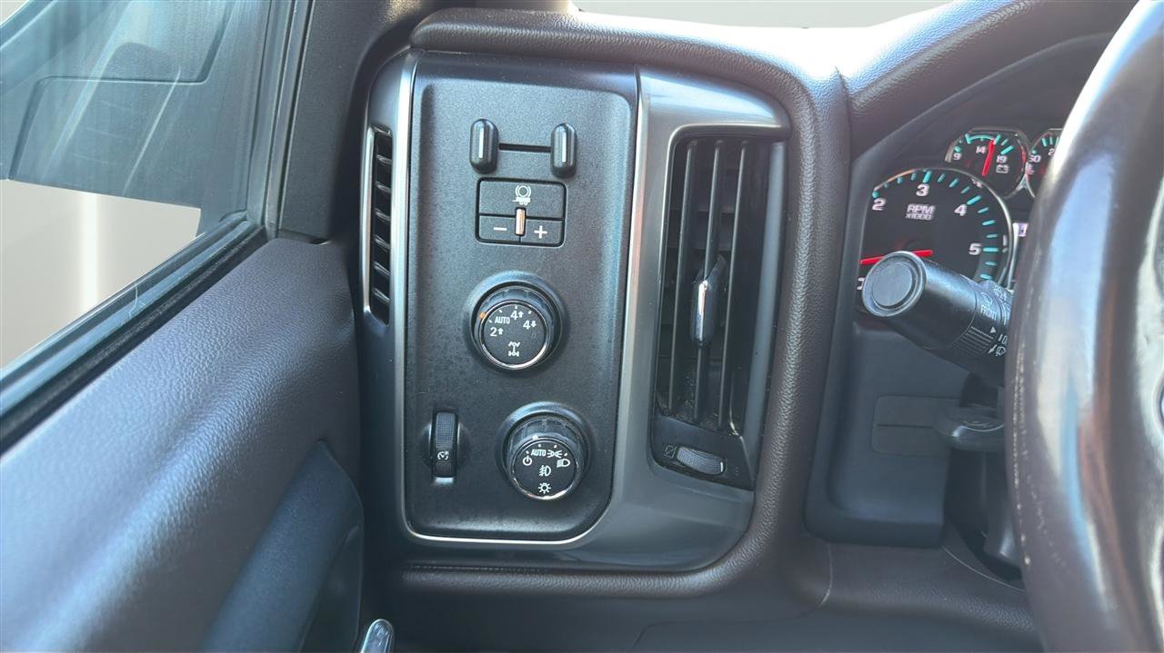 Used 2016 Chevrolet Silverado 1500 LT w/ All Star Edition AWD/4WD image 23