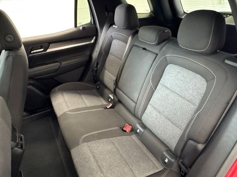 Used 2025 GMC Terrain Elevation w/ Technology Package II AWD/4WD image 40
