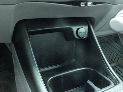 Used 2002 Toyota Camry XLE FWD image 19