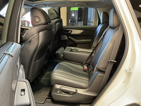 Certified 2025 Acura MDX w/ Technology Package image 25