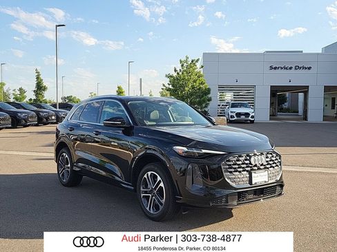 Used 2025 Audi Q5 Premium w/ Premium Plus AWD/4WD image 1