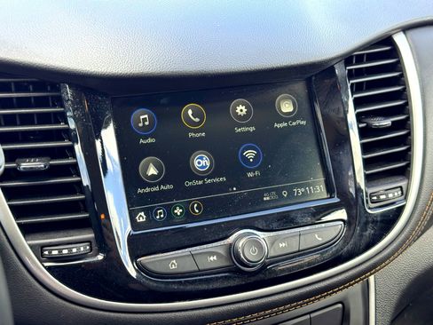 Used 2019 Chevrolet Trax LT w/ LT Convenience Package image 26