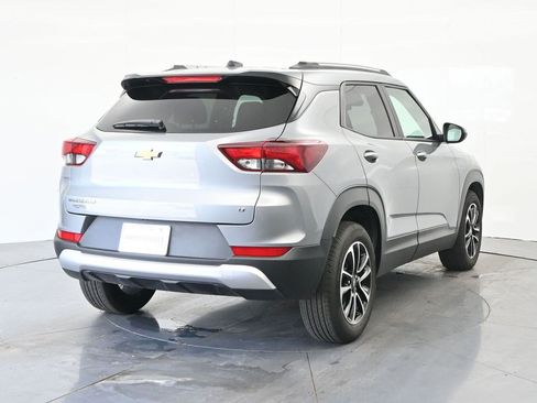 Used 2025 Chevrolet TrailBlazer LT FWD image 5