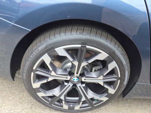 New 2026 BMW 330i xDrive Sedan w/ Premium Package AWD/4WD image 12