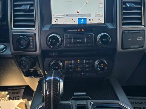 Used 2017 Ford F150 Raptor w/ Equipment Group 802A Luxury AWD/4WD image 7