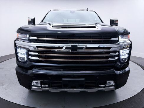 Used 2022 Chevrolet Silverado 2500 High Country w/ Z71 Off-Road Package image 11