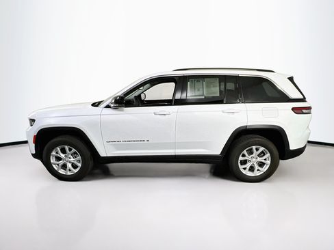 Used 2023 Jeep Grand Cherokee Limited AWD/4WD image 8
