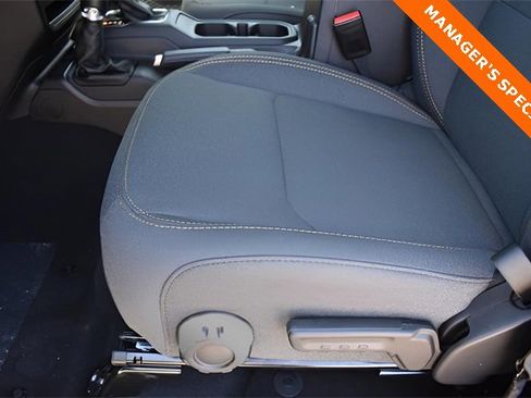 New 2025 Jeep Gladiator Sport image 12