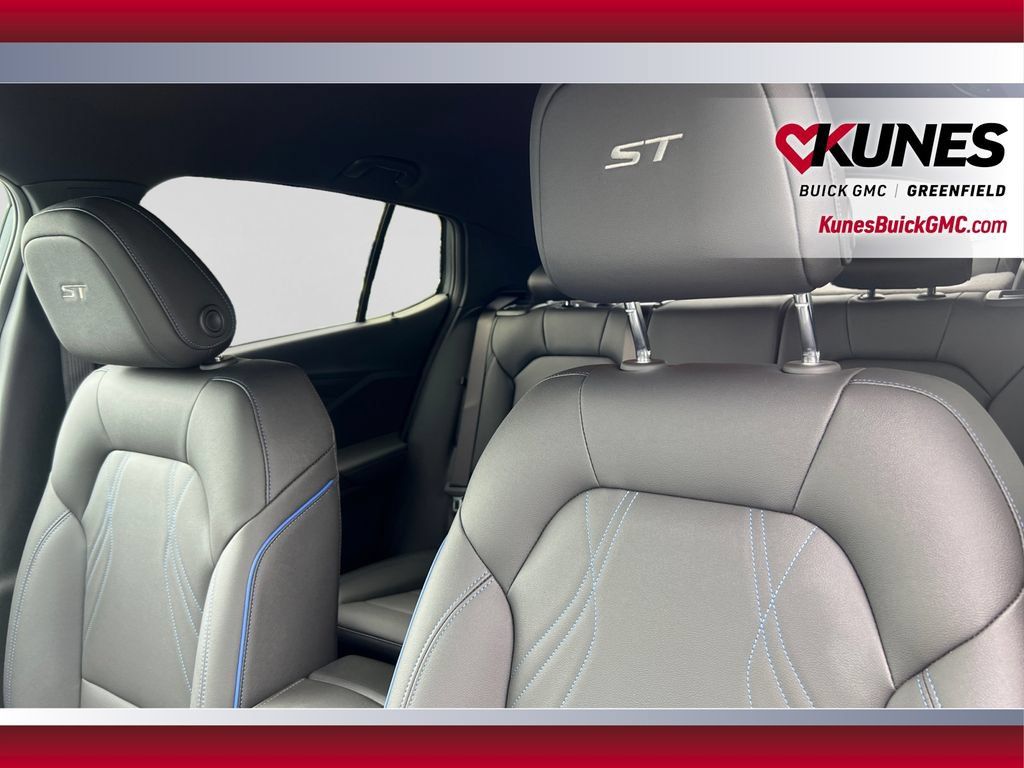 New 2026 Buick Envista Sport Touring w/ Convenience I Package FWD image 20