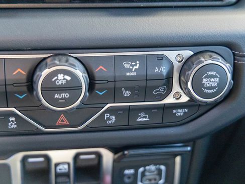 New 2026 Jeep Wrangler Unlimited Rubicon image 26