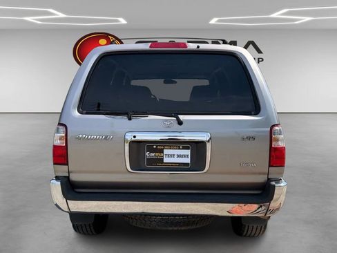 Used 2002 Toyota 4Runner SR5 image 4