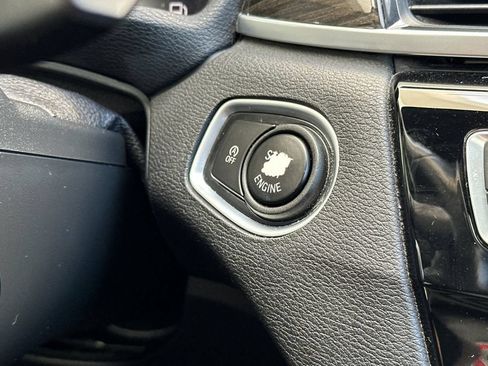 Used 2019 BMW X1 sDrive28i w/ M Sport Package FWD image 25