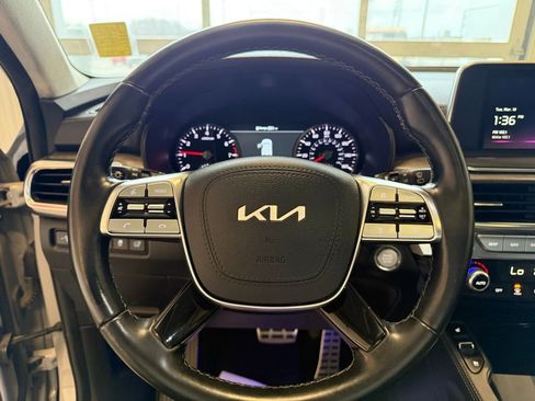 Used 2022 Kia Telluride SX w/ SX Prestige Package image 29