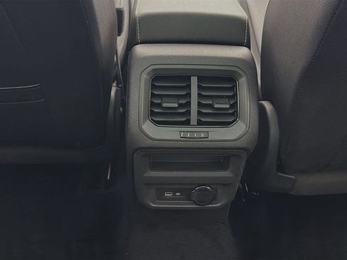 Certified 2023 Volkswagen Tiguan SE w/ Panoramic Sunroof Package image 26