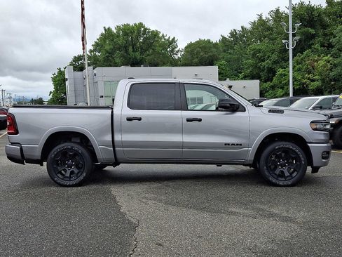 Used 2025 RAM 1500 Big Horn AWD/4WD image 7