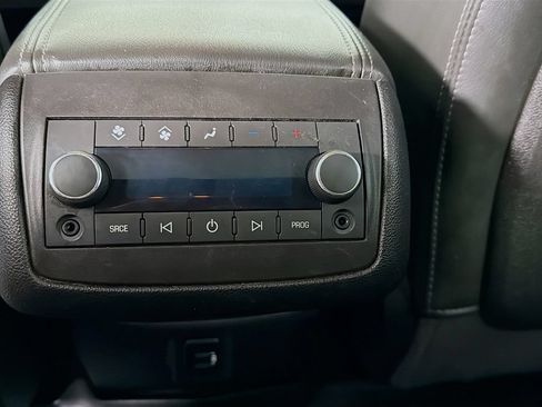 Used 2017 Buick Enclave Premium w/ Experience Buick Package AWD/4WD image 23