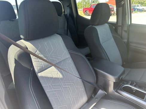 Used 2023 Toyota Tacoma TRD Sport AWD/4WD image 29
