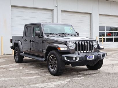 Used 2021 Jeep Gladiator Overland w/ Popular Equipment Package