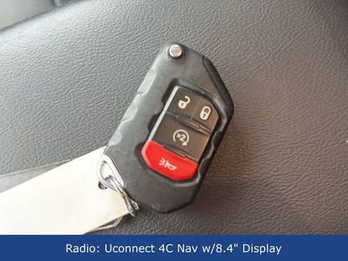 Used 2021 Jeep Wrangler Unlimited Sahara image 25