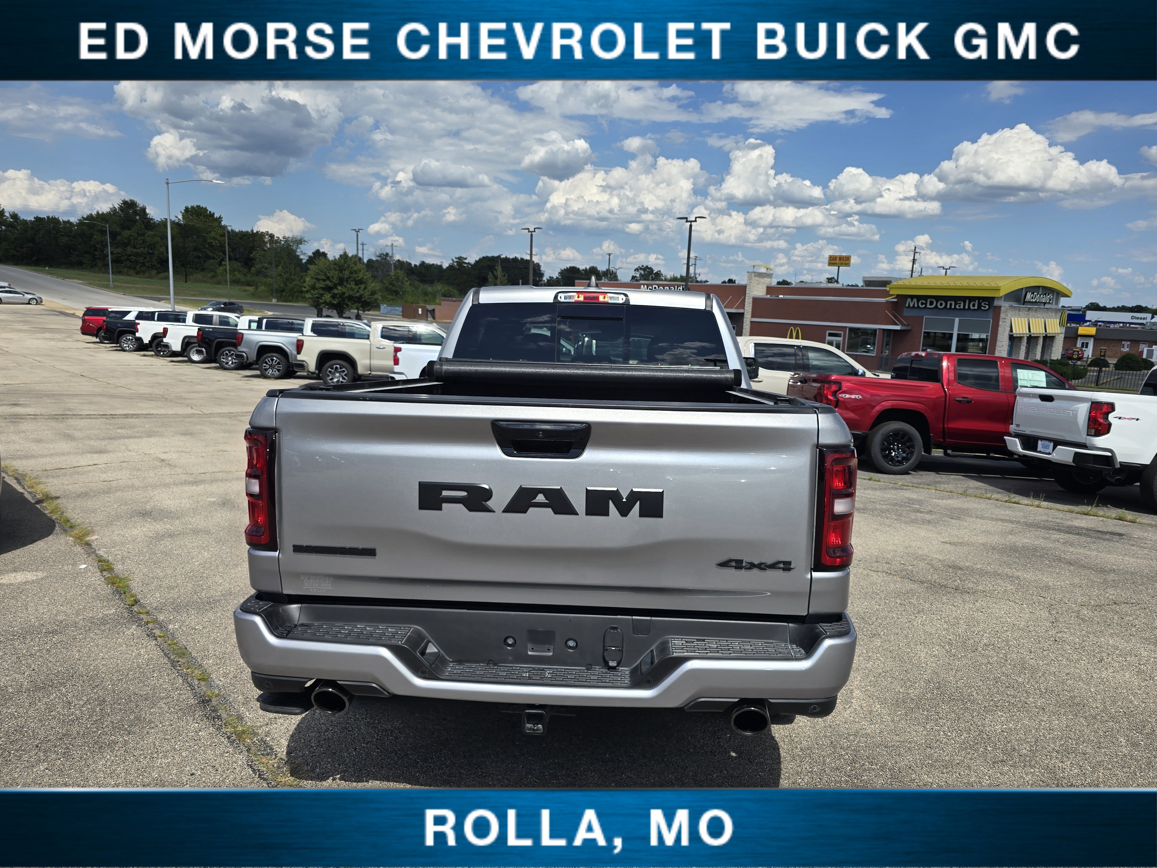 Used 2025 RAM 1500 Big Horn AWD/4WD image 4