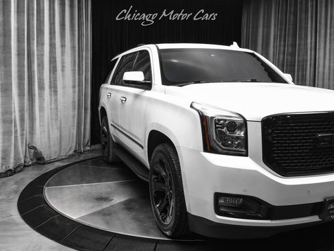 Used 2017 GMC Yukon Denali w/ Open Road Package AWD/4WD image 48