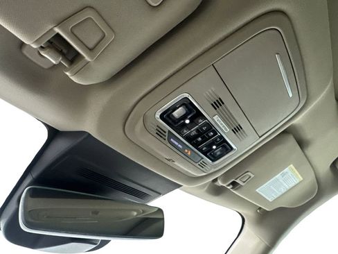 Used 2025 Lincoln Nautilus Reserve AWD/4WD image 76
