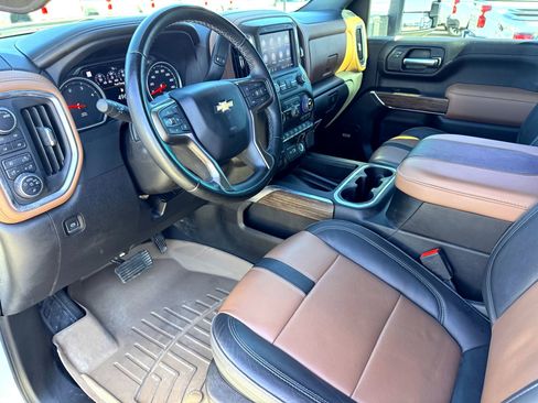 Used 2023 Chevrolet Silverado 3500 High Country w/ Z71 Off-Road Package image 11