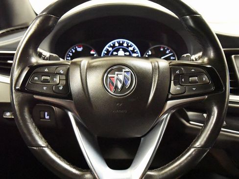 Used 2024 Buick Enclave Premium image 34