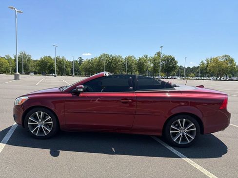 Used 2011 Volvo C70 T5 FWD image 21