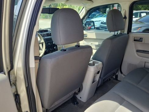 Used 2011 Ford Escape XLS w/ 101A Rapid Spec Order Code AWD/4WD image 13