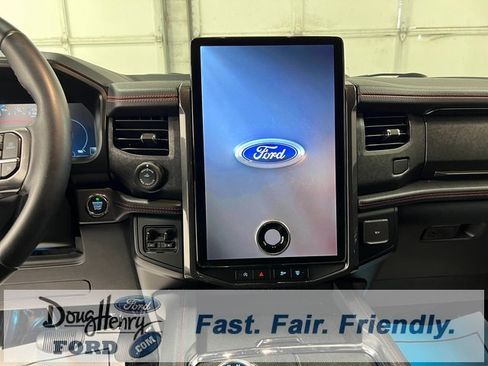 Used 2023 Ford Expedition Limited image 45