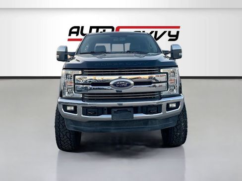 Used 2017 Ford F350 4x4 Crew Cab Super Duty image 2