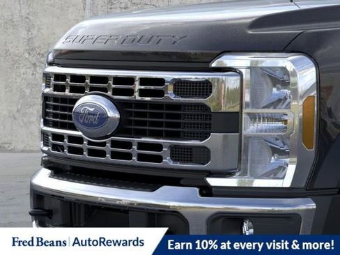 New 2025 Ford F450 XLT w/ XLT Value Package image 18