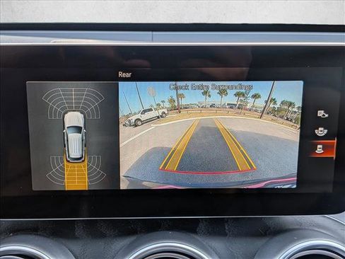 Used 2021 Mercedes-Benz GLC 300 image 13