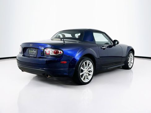 Used 2008 MAZDA MX-5 Miata Grand Touring w/ Appearance Pkg image 9