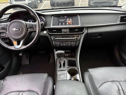 Used 2018 Kia Optima EX image 30