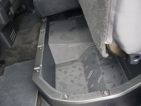 Used 2024 Toyota Tacoma TRD Off-Road image 26