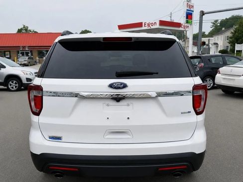 Used 2017 Ford Explorer 4WD image 5