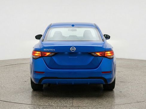 Used 2025 Nissan Sentra SV FWD image 7