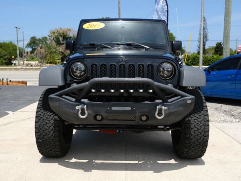 Used 2015 Jeep Wrangler Sport AWD/4WD image 2