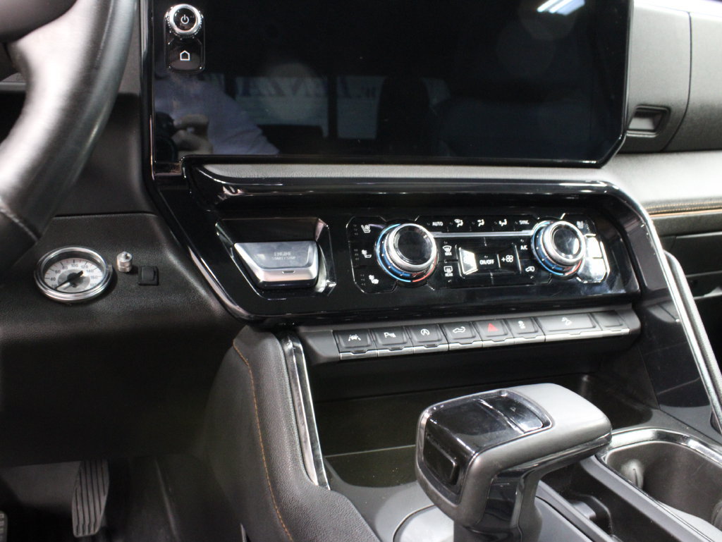 Used 2024 GMC Sierra 1500 AT4 w/ Technology Package AWD/4WD image 71
