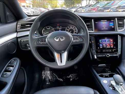 Used 2021 INFINITI QX50 Luxe w/ Appearance Package FWD image 7