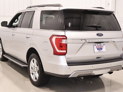 Certified 2019 Ford Expedition XLT w/ Equipment Group 202A image 6