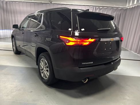 Used 2023 Chevrolet Traverse LT FWD image 5