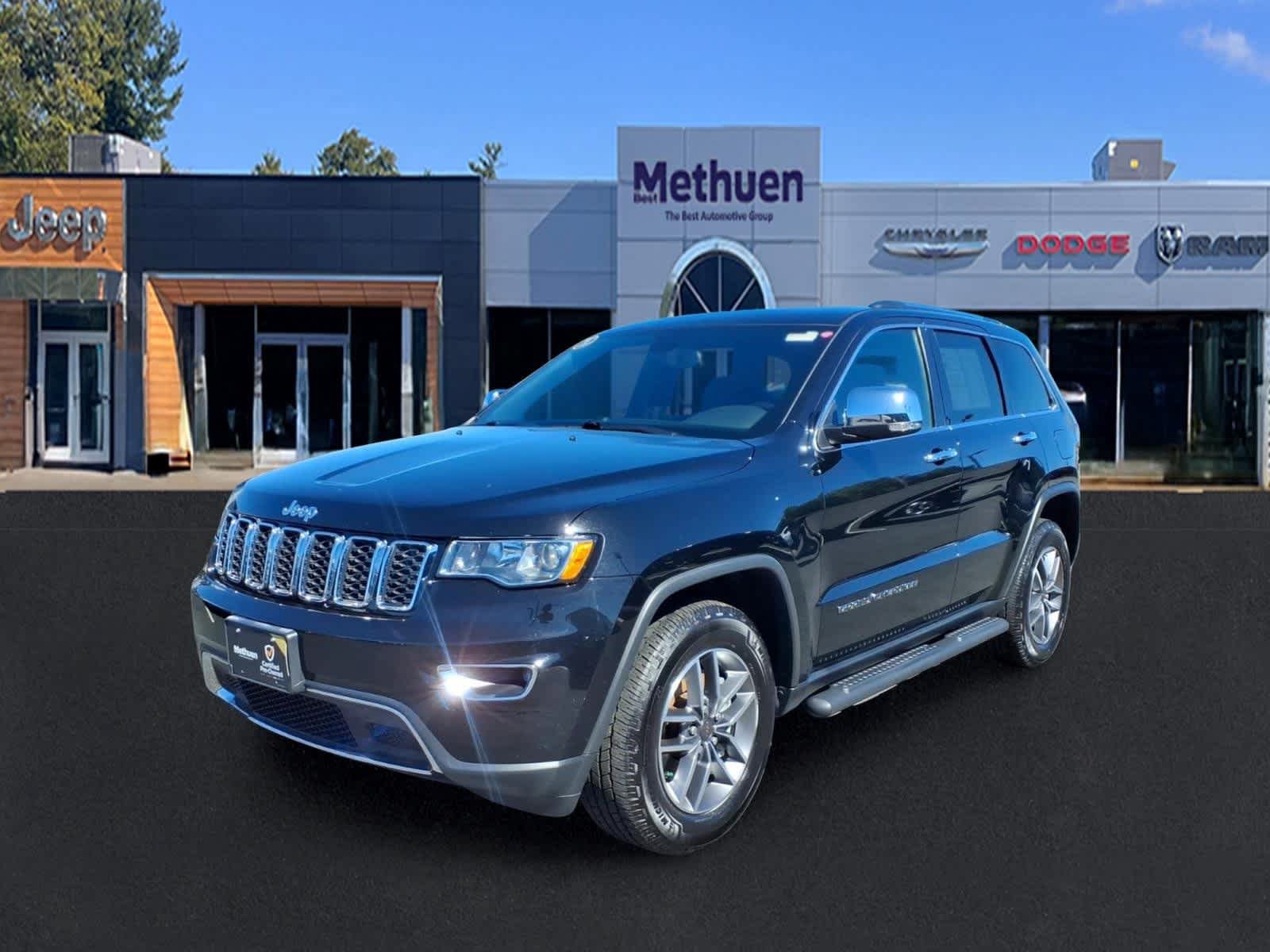 Used 2021 Jeep Grand Cherokee Limited AWD/4WD image 3