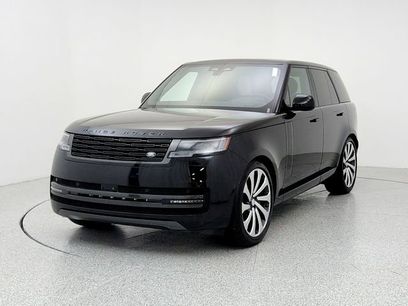 New 2025 Land Rover Range Rover SE